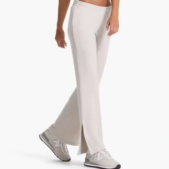 VUORI Sedona Wide Leg Sweatpant Split Leg Salt VW4044 Leisure Sz L - Picture 2 of 11